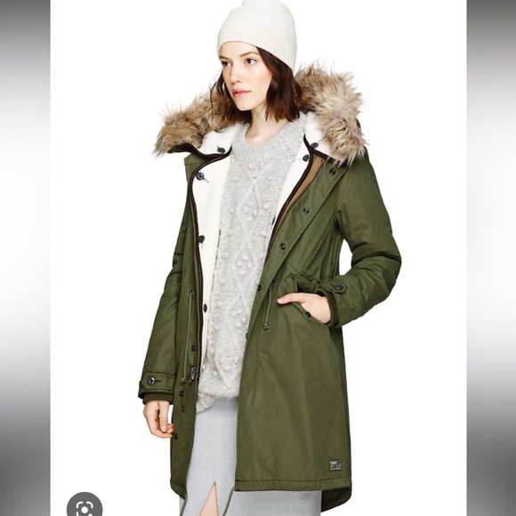 Aritizia: Community Parka in XS - Picture 6 of 6